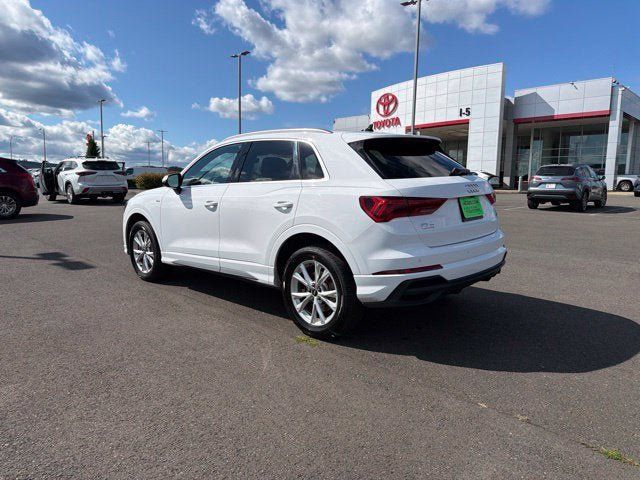 Used 2025 Audi Q3 2.0T Premium AWD/4WD image 8