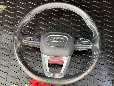 Used 2022 Audi SQ5 Premium Plus AWD/4WD image 28