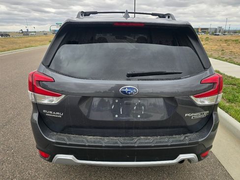 Used 2020 Subaru Forester Touring AWD/4WD image 4