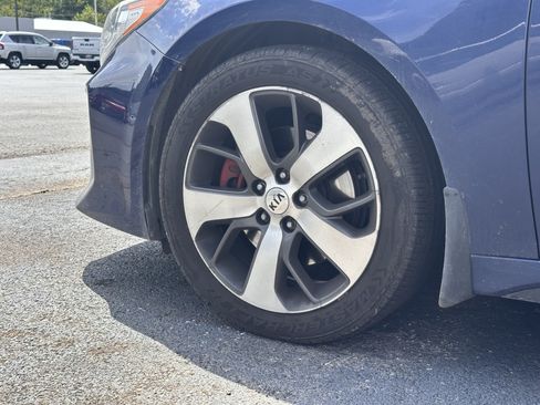 Used 2018 Kia Optima SX FWD image 12
