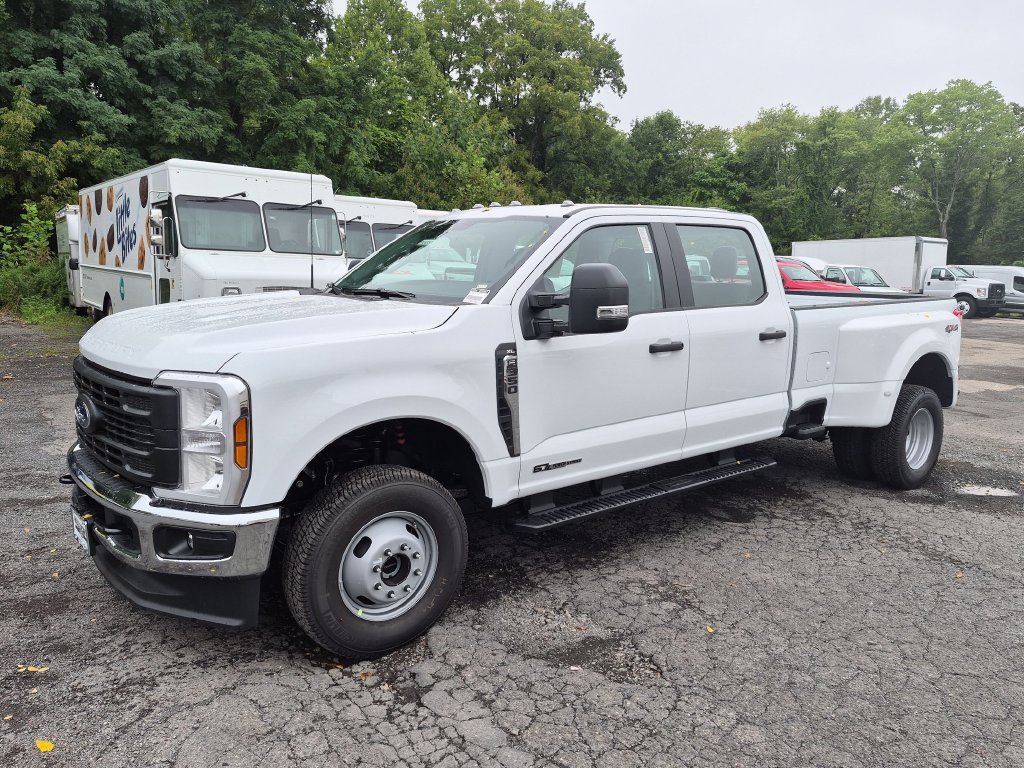 New 2026 Ford F350 XL AWD/4WD image 2
