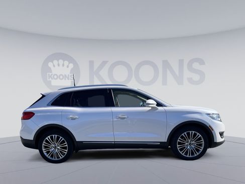 Used 2017 Lincoln MKX Reserve w/ Driver Assistance Package AWD/4WD image 8