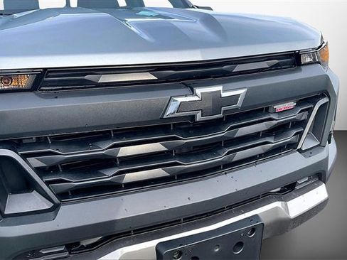 Used 2025 Chevrolet Colorado Trail Boss image 28