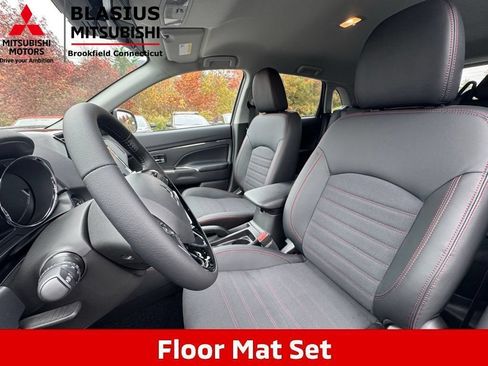 Used 2025 Mitsubishi Outlander Sport SE AWD/4WD image 10