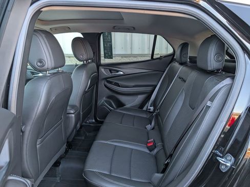 Certified 2022 Buick Encore GX Essence w/ Advanced Technology Package image 13