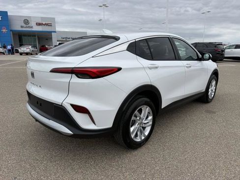 New 2026 Buick Envista Preferred FWD image 9
