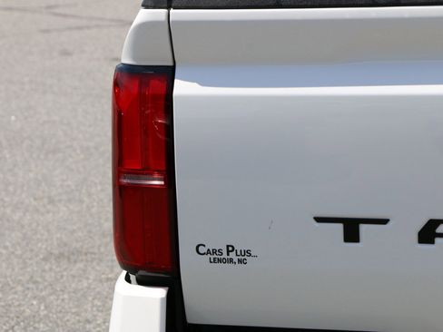Used 2025 Toyota Tacoma SR5 RWD image 6