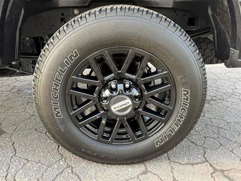 Used 2021 Ford F250 Lariat image 13