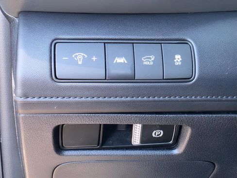 Used 2023 Hyundai Santa Fe SEL w/ Premium Package FWD image 17