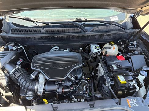 Used 2020 GMC Acadia SLT AWD/4WD image 28