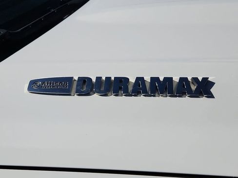 Used 2017 Chevrolet Silverado 2500 LT w/ LT Convenience Package image 8