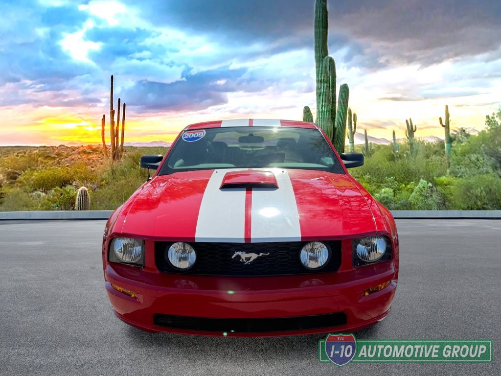 Used 2009 Ford Mustang GT RWD image 3