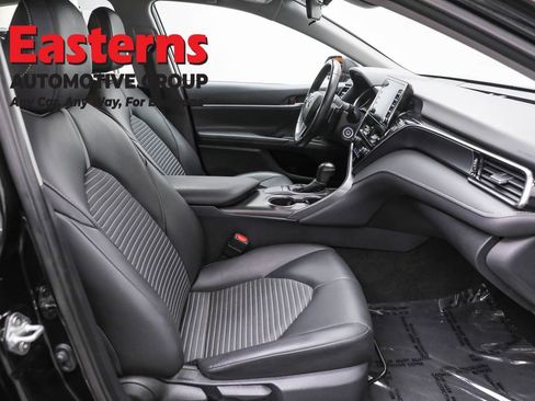 Used 2023 Toyota Camry SE image 23