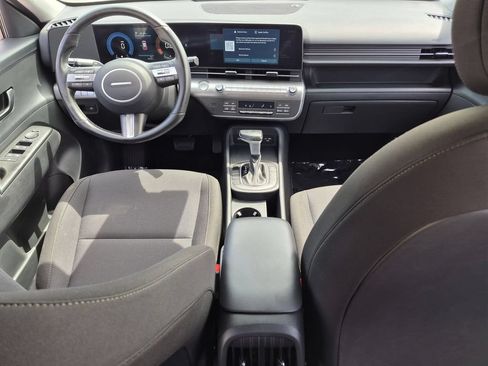 Used 2025 Hyundai Kona SEL FWD image 25