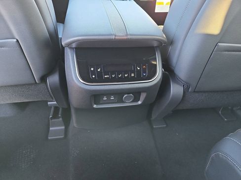 New 2026 Nissan Armada Platinum AWD/4WD image 18