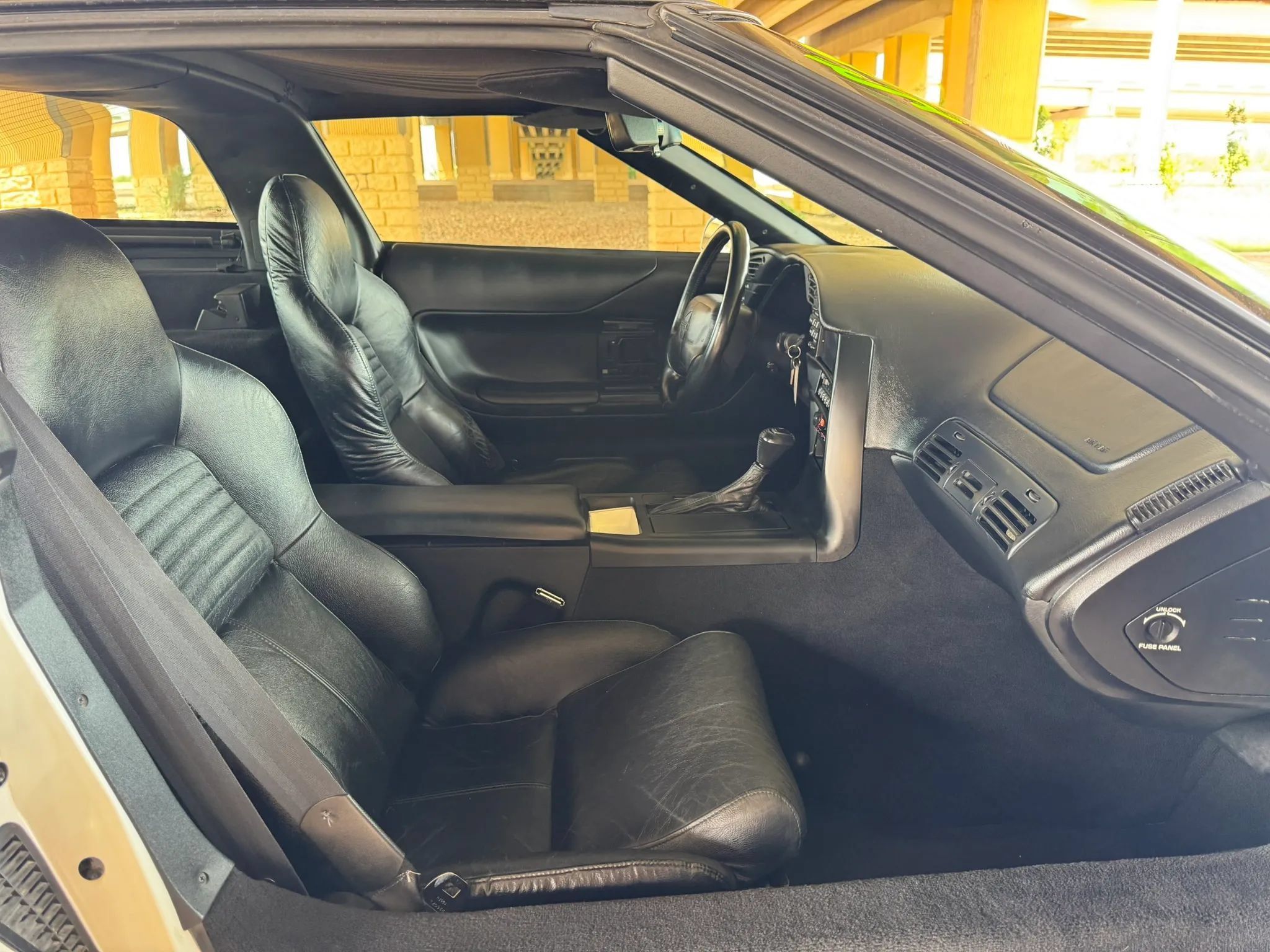 Used 1994 Chevrolet Corvette Coupe RWD image 18