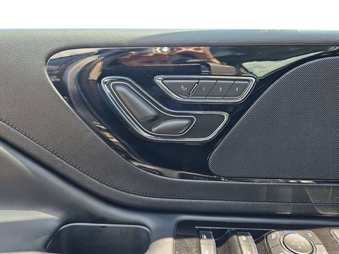 Used 2023 Lincoln Aviator AWD w/ Premium Package image 28