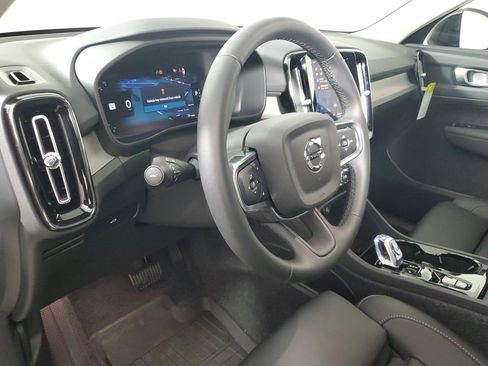 Used 2026 Volvo XC40 B4 Plus w/ Climate Package image 26