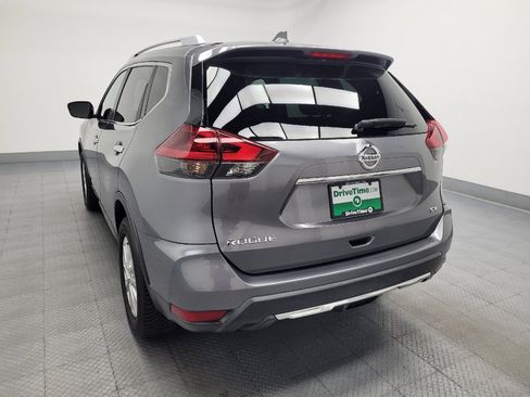 Used 2018 Nissan Rogue SV FWD image 6