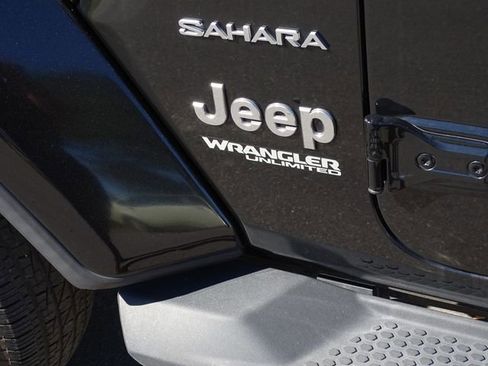Used 2021 Jeep Wrangler Unlimited Sahara image 19