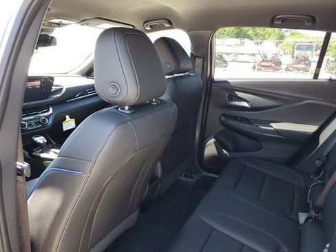 New 2026 Buick Envista Sport Touring image 9