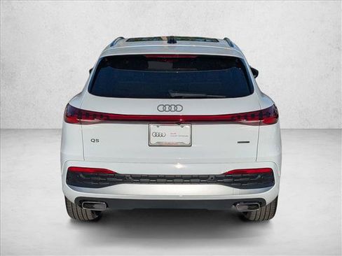 Used 2025 Audi Q5 Premium Plus w/ Premium Plus AWD/4WD image 6