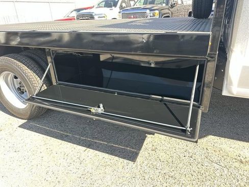 New 2026 GMC Sierra 3500 Pro w/ Fleet Convenience Package image 22