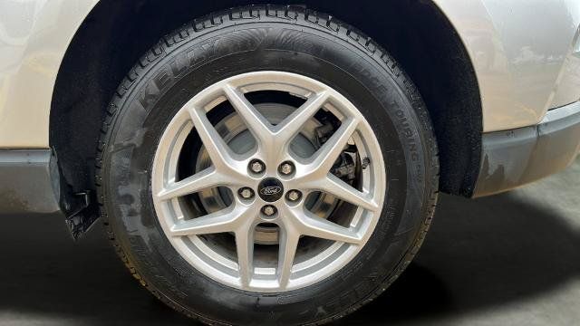 Certified 2024 Ford Edge SEL AWD/4WD image 15