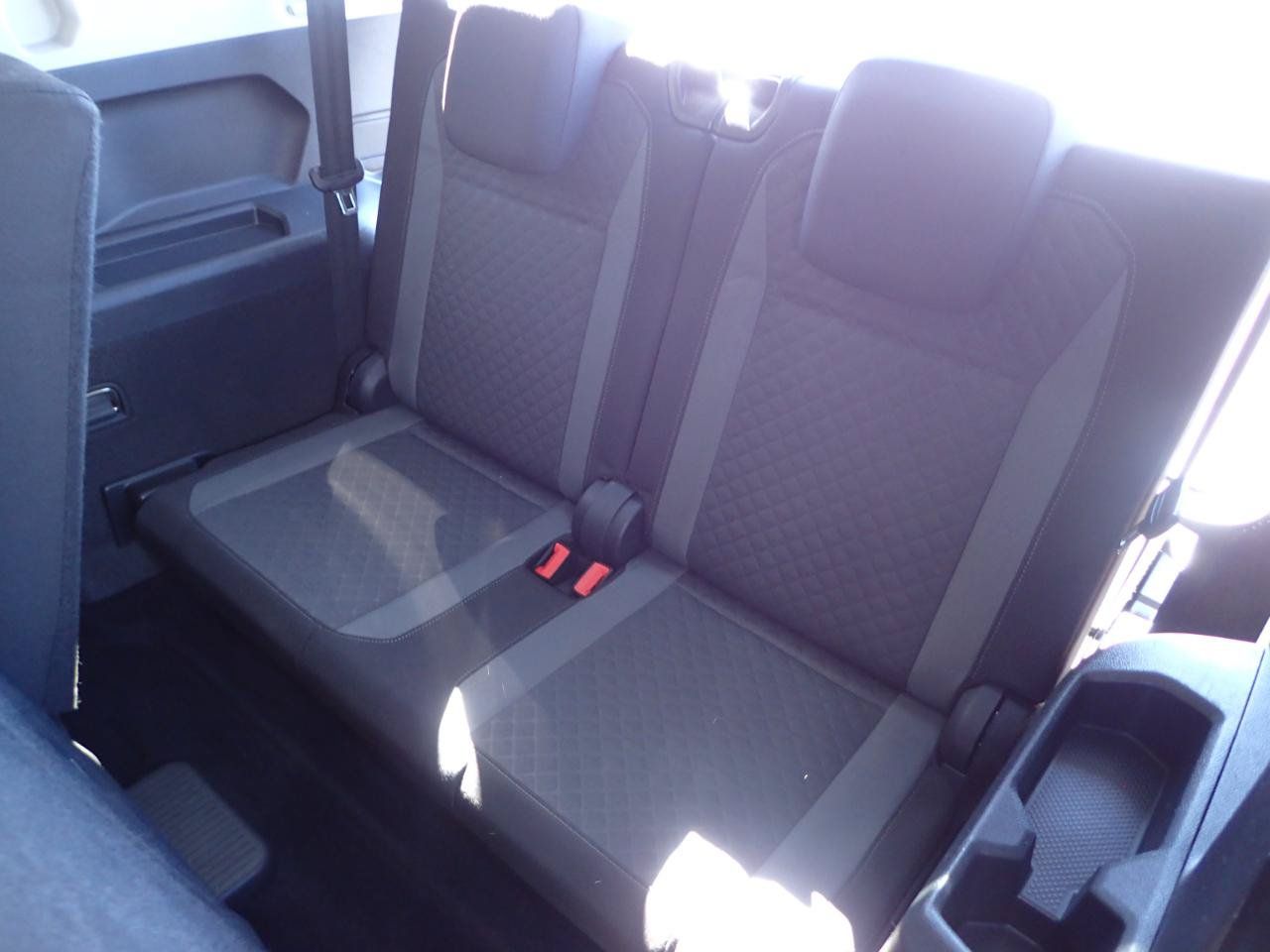 Used 2019 Volkswagen Tiguan S w/ 3rd Row Seat Package AWD/4WD image 12