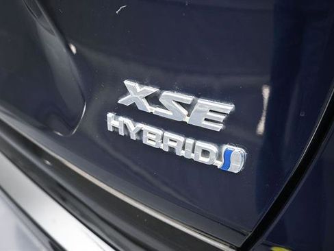 Certified 2019 Toyota RAV4 XSE AWD/4WD image 5
