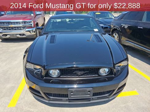Used 2014 Ford Mustang GT RWD image 3