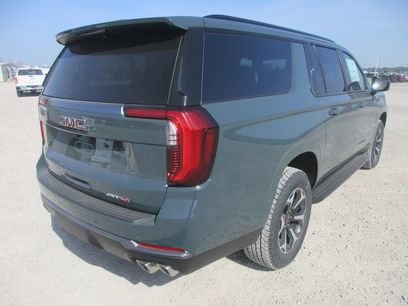 New 2026 GMC Yukon XL AT4