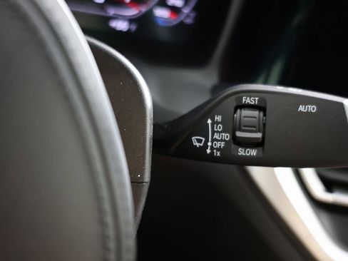 Used 2023 BMW M4 xDrive Competition image 25