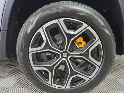 Used 2022 Rivian R1T Launch Edition image 10