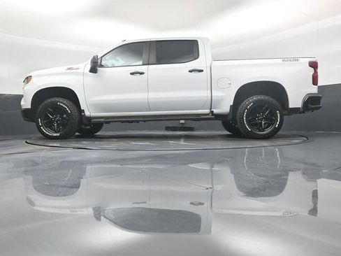 Used 2023 Chevrolet Silverado 1500 LT Trail Boss w/ Protection Package AWD/4WD image 45