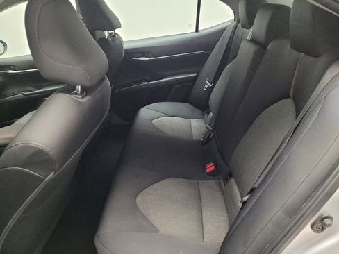 Used 2019 Toyota Camry LE image 18