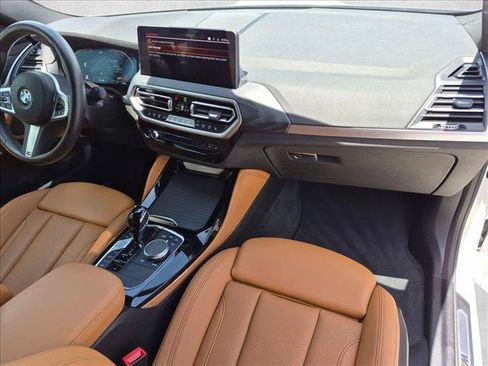 Used 2024 BMW X4 xDrive30i w/ M Sport Package AWD/4WD image 23