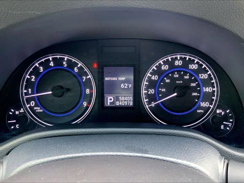 Used 2013 INFINITI G37 Convertible w/ Premium Pkg RWD image 26
