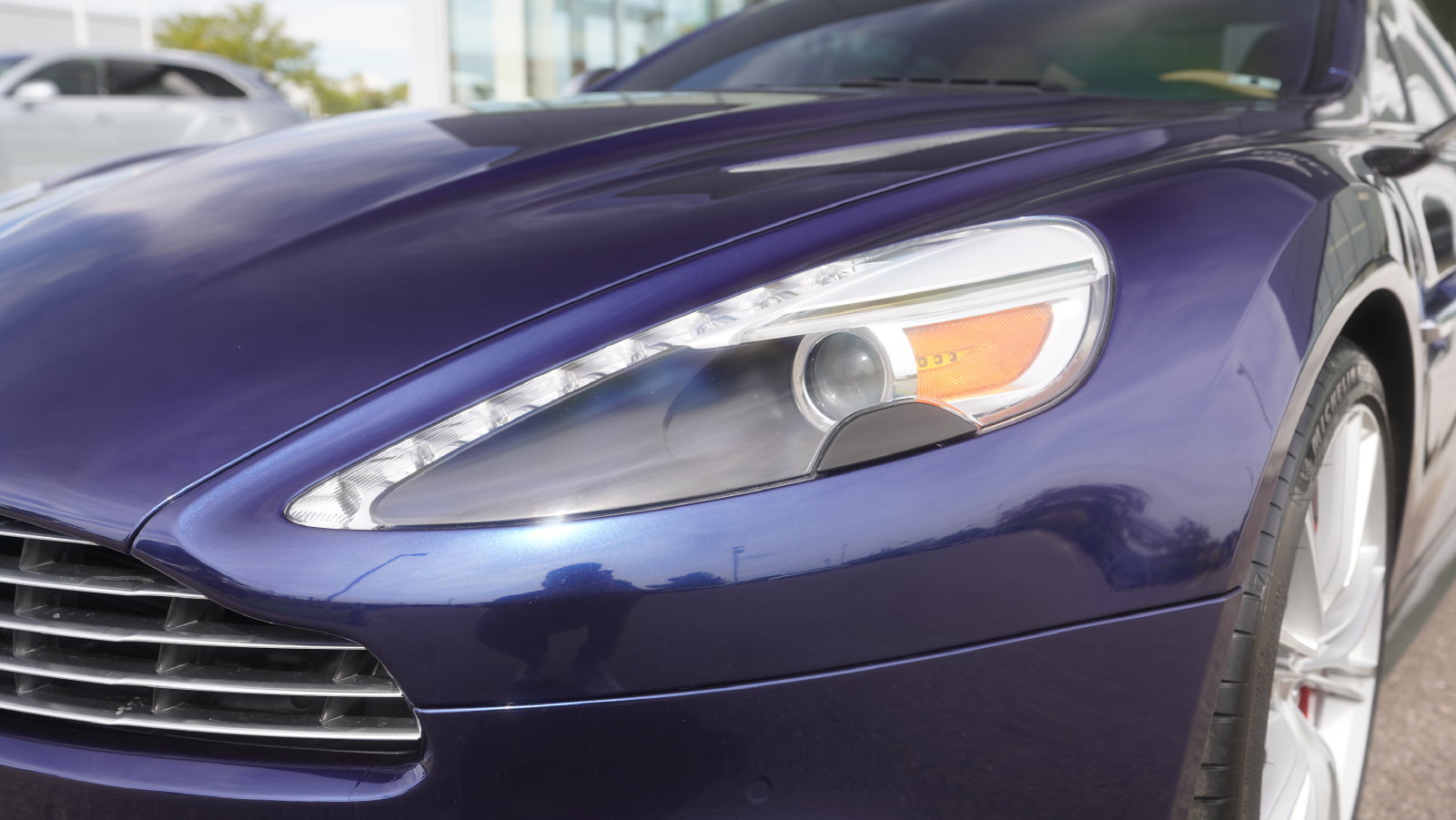 Used 2015 Aston Martin Vanquish Coupe RWD image 27