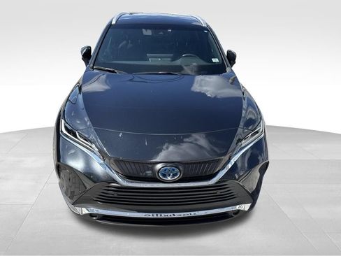 Used 2022 Toyota Venza XLE AWD/4WD image 11