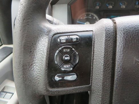 Used 2016 Ford F250 XLT AWD/4WD image 17