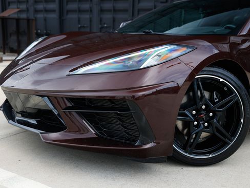 Used 2023 Chevrolet Corvette Stingray Coupe w/ 1LT RWD image 32