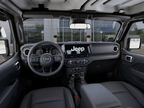 Used 2025 Jeep Gladiator Sport w/ Premium Package AWD/4WD image 14
