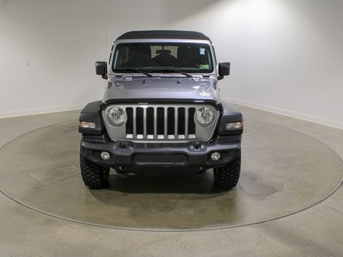 Used 2018 Jeep Wrangler Unlimited Sport S image 8