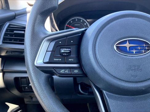 Used 2018 Subaru Crosstrek 2.0i AWD/4WD image 24