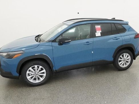 New 2026 Toyota Corolla Cross LE image 2