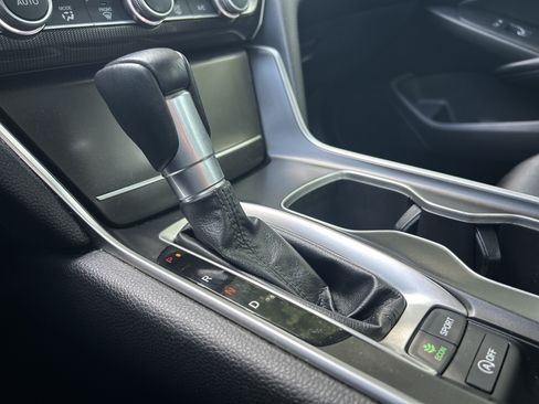 Used 2021 Honda Accord Sport image 16