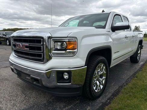 Used 2014 GMC Sierra 1500 SLT w/ Driver Alert Package AWD/4WD image 9