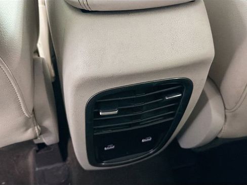 Used 2019 Lincoln MKC Premiere image 28