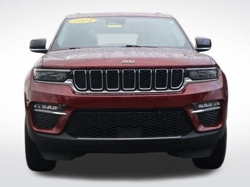 Used 2024 Jeep Grand Cherokee Limited image 31